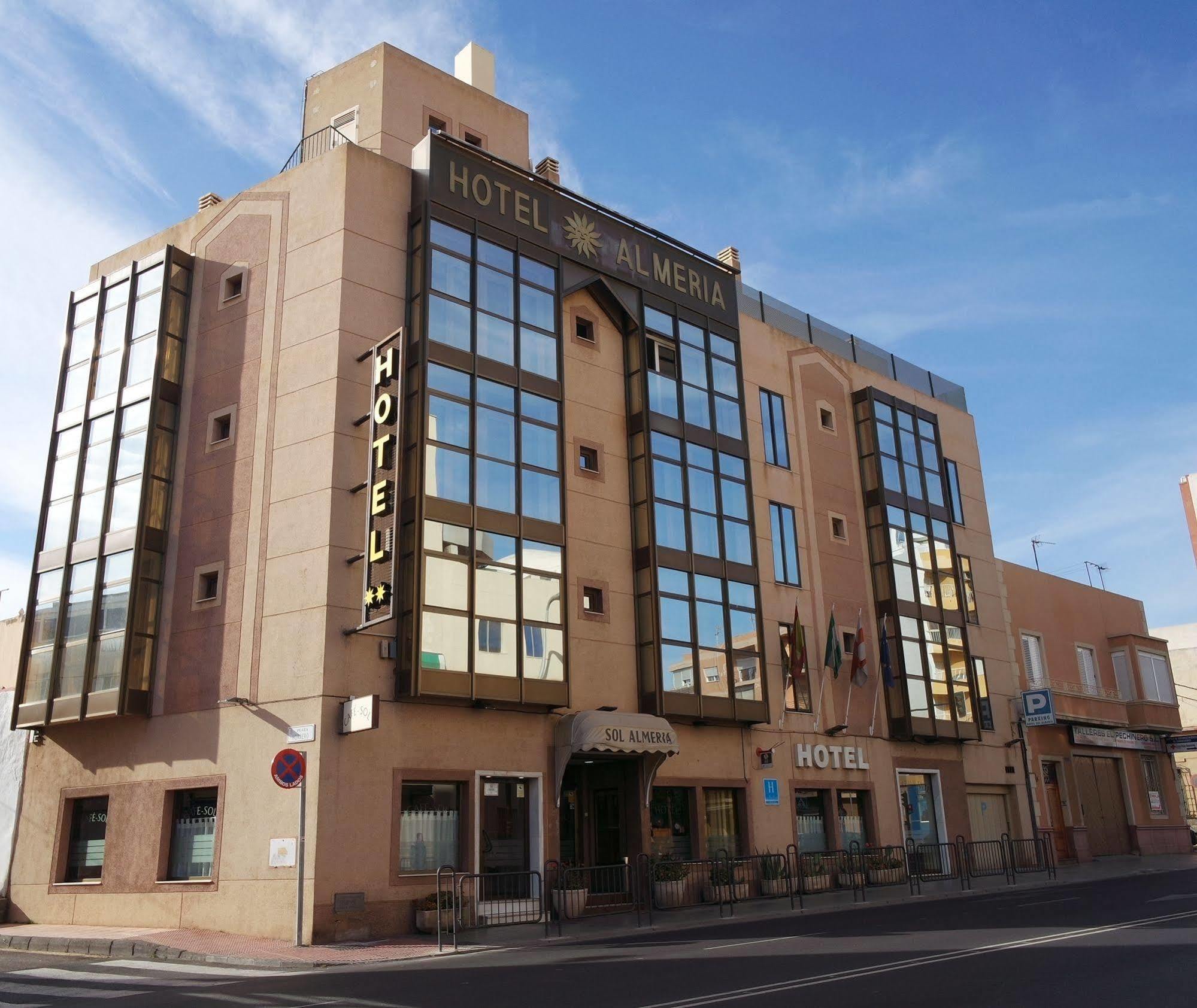 Hotel Sol Almería Esterno foto